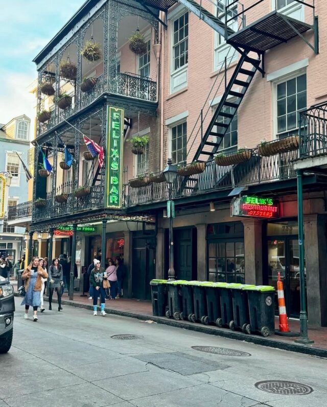 @the_santiagos_travel stopped by our OG location. The French Quarter’s favorite since the 1940s. A true classic. 📍✨ 
.
.
.
French Quarter, Bourbon Street, Seafood, Seafood Restaurant, Oyster Bar, OG, Original, Classic, New Orleans Seafood, New Orleans Food, Nola Eater